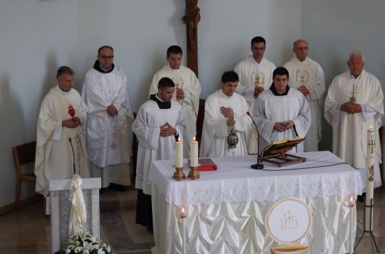 MLADA MISA FRA ALENA PAJIĆA