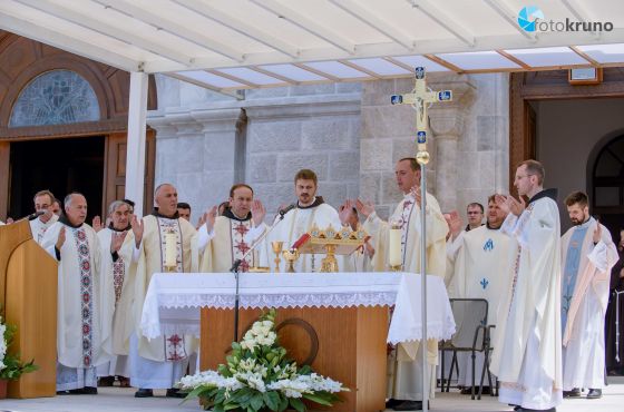 MLADA MISA FRA JOZE HRKAĆA