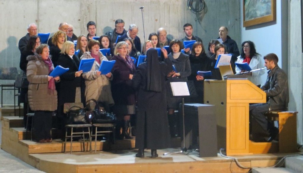 SVETA MISA ZA POBIJENE FRATRE I PUK U MOSTARU 14. 2. 2014.