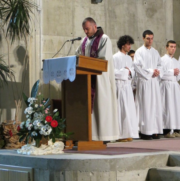 SVETA MISA ZA POBIJENE FRATRE I PUK U MOSTARU 14. 2. 2014.