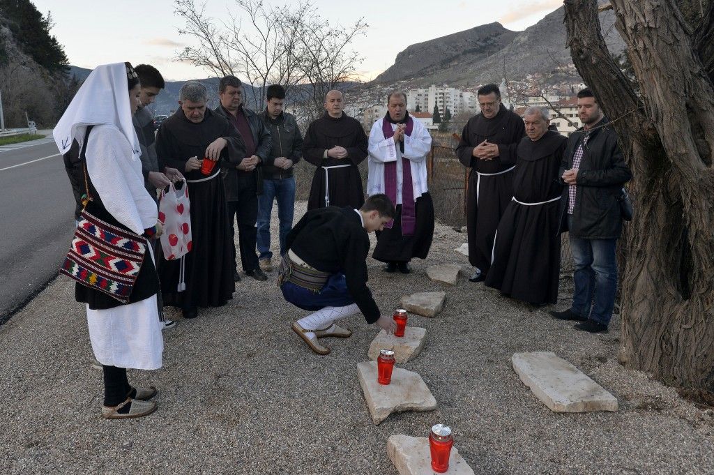 SVETA MISA ZA POBIJENE FRATRE I PUK U MOSTARU 14. 2. 2014.