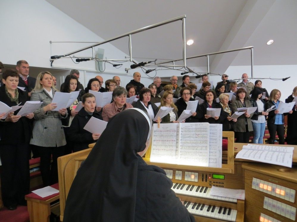 SVETA MISA ZA POBIJENE FRATRE I PUK