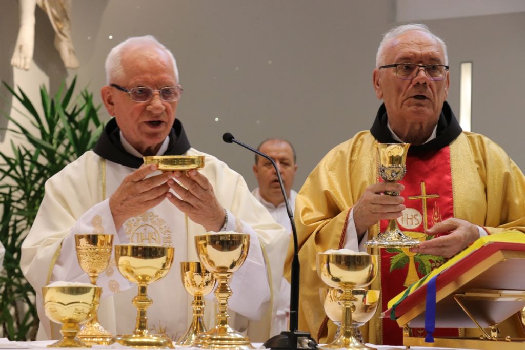 DIJAMANTNI I ZLATNI JUBILEJ