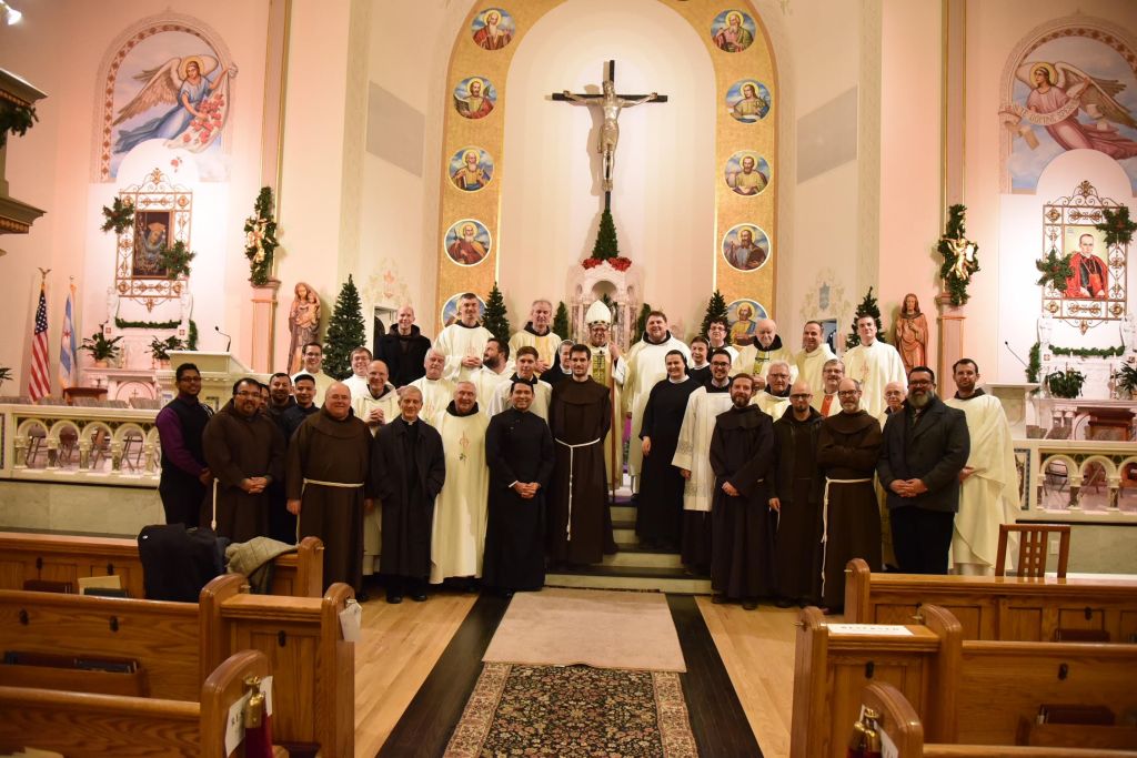 CHICAGO: ĐAKONSKO REĐENJE FRA ANTONIA MUSE