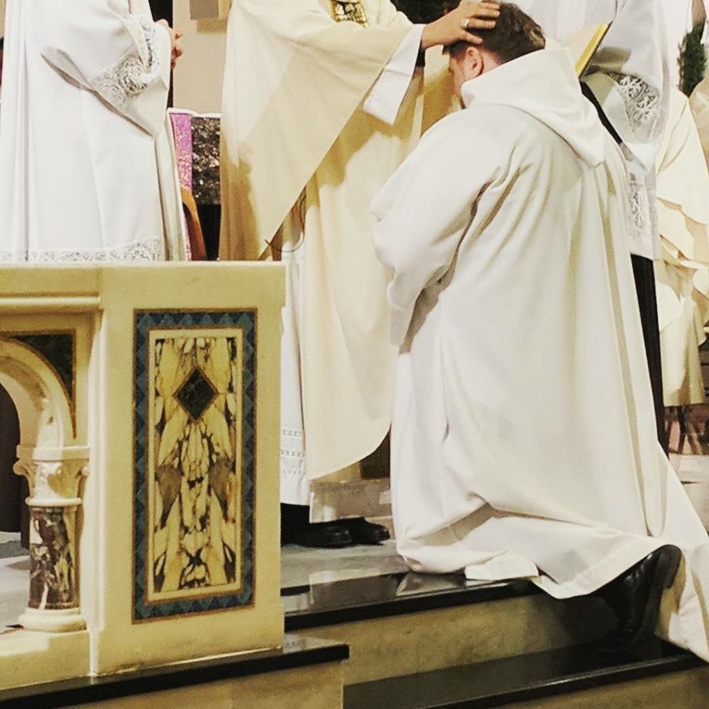 CHICAGO: ĐAKONSKO REĐENJE FRA ANTONIA MUSE