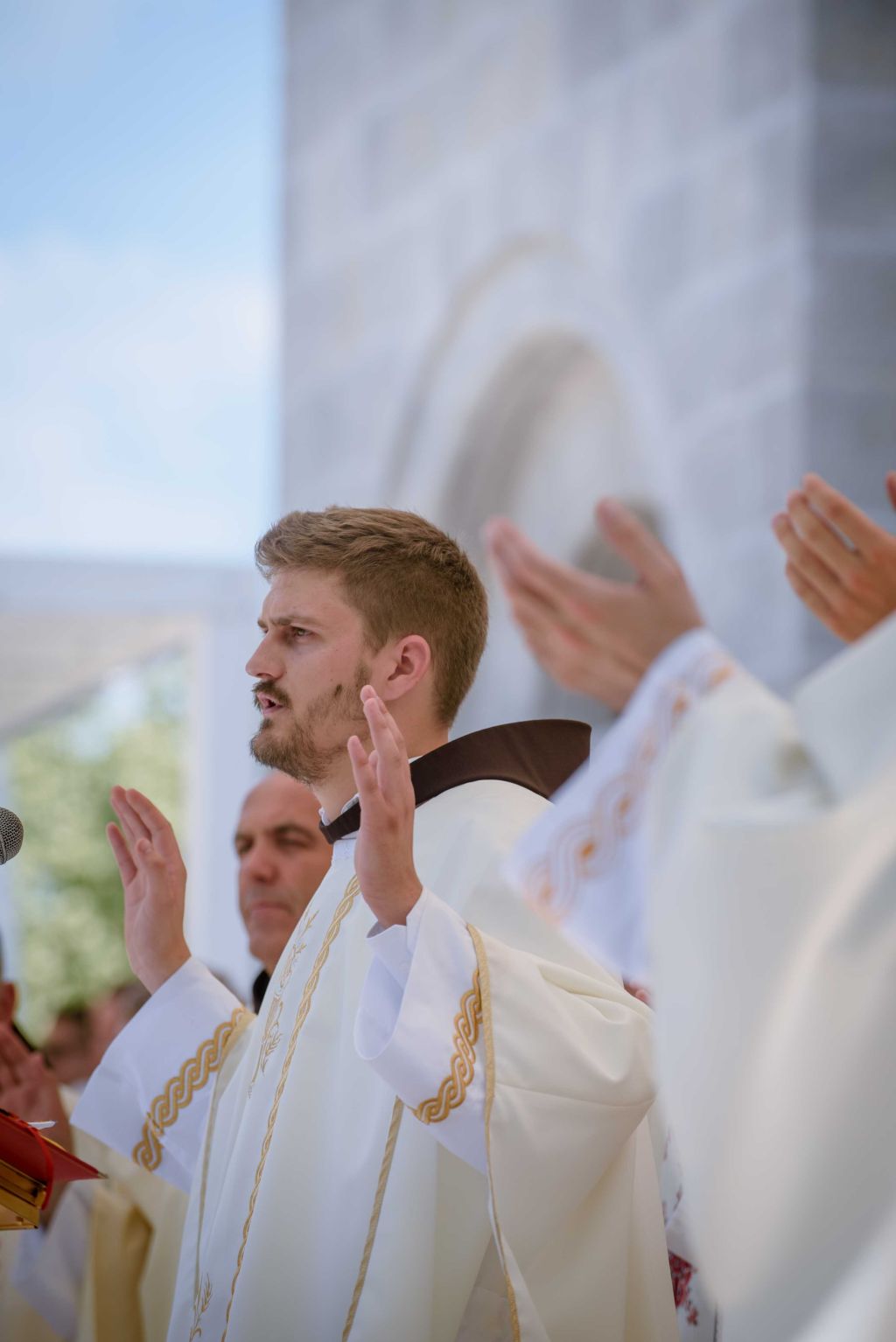 MLADA MISA FRA JOZE HRKAĆA