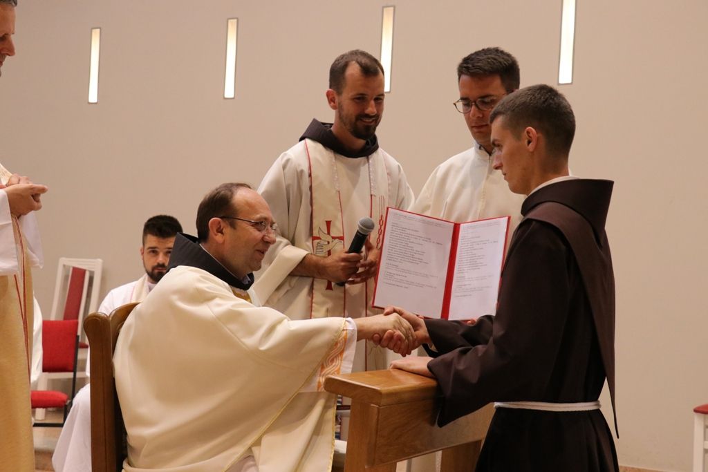 PRVI PRIVREMENI ZAVJETI NAŠE BRAĆE