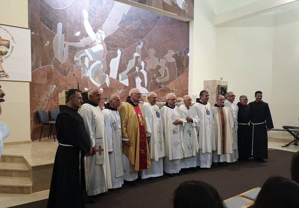 DIJAMANTNA MISA FRA PETRA KRASIĆA