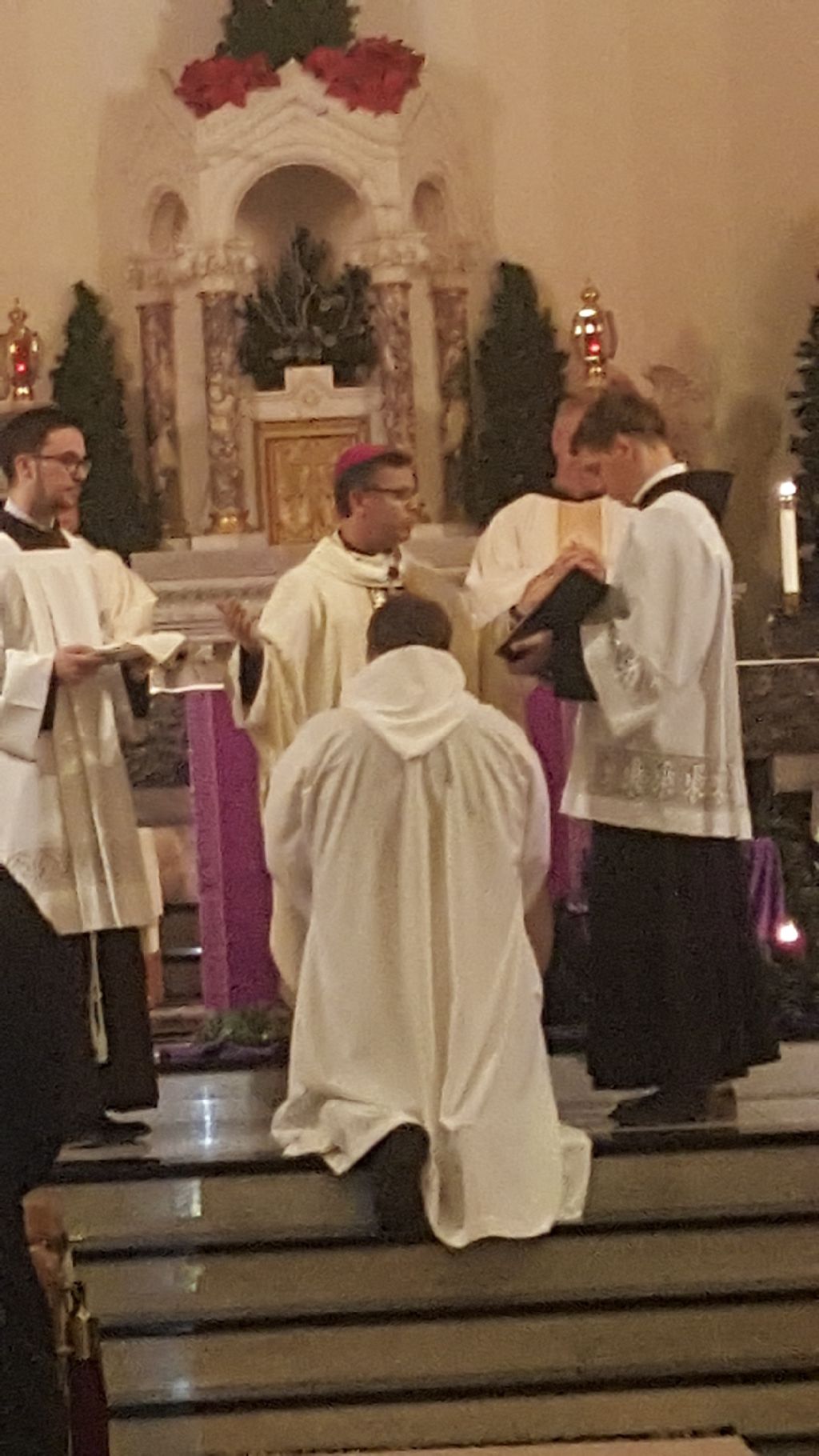 CHICAGO: ĐAKONSKO REĐENJE FRA ANTONIA MUSE