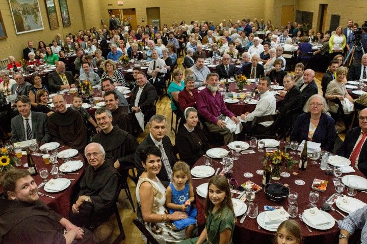 100 GODINA ŽUPE PRESVETOGA SRCA ISUSOVA U MILWAUKEEJU