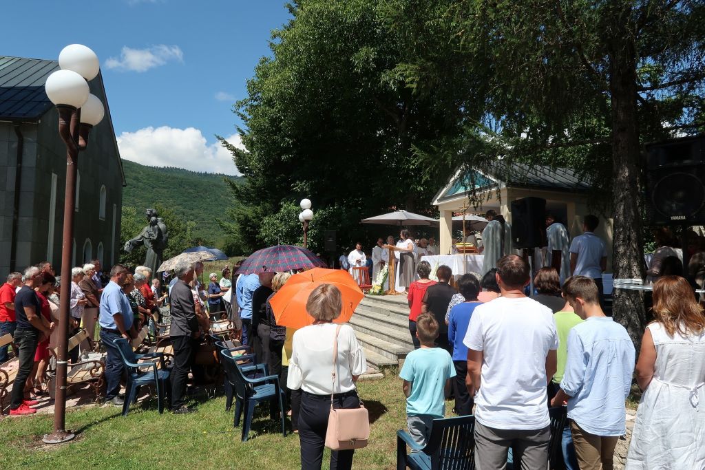 MLADA MISA FRA JURE BARIŠIĆA