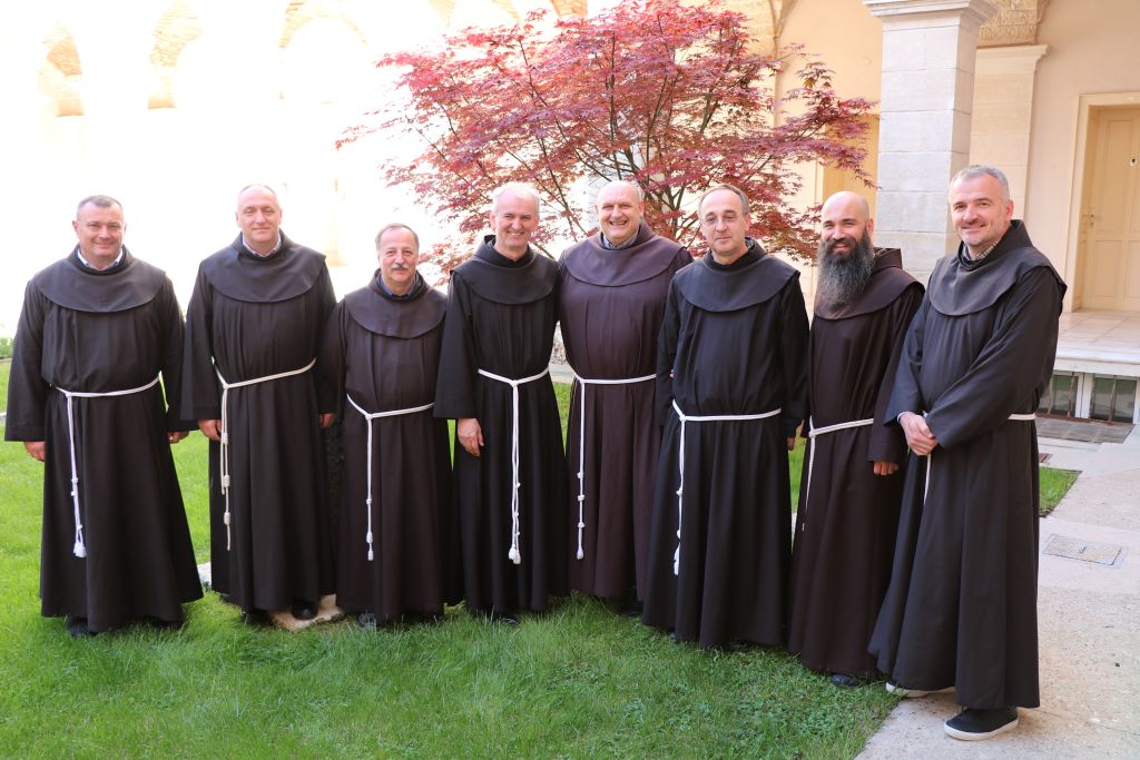 Nova Uprava i generalni vizitator