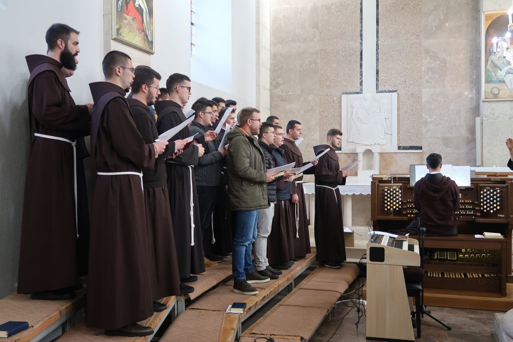 Rogožine - ređenje