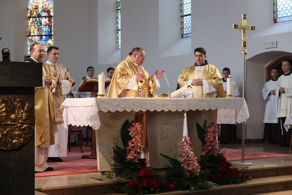 Rogožine - ređenje