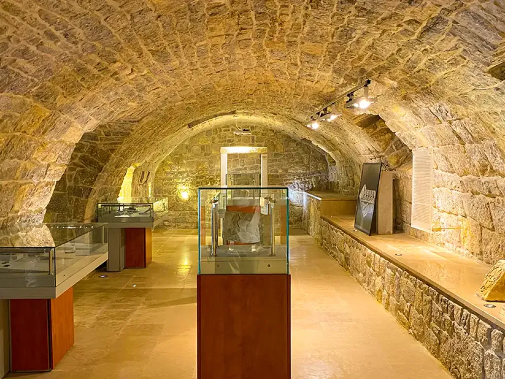 FRANJEVAČKI MUZEJ HUMAC