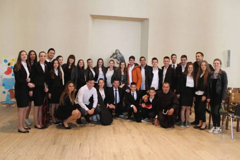 SLAVLJE MAJČINA DANA