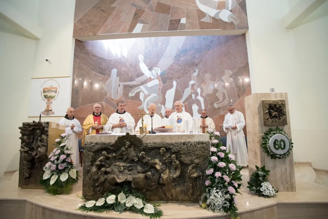 DIJAMANTNA MISA FRA PETRA KRASIĆA